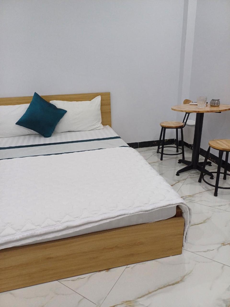 Hotel Hoa Ban Ha Noi Ханой Екстер'єр фото